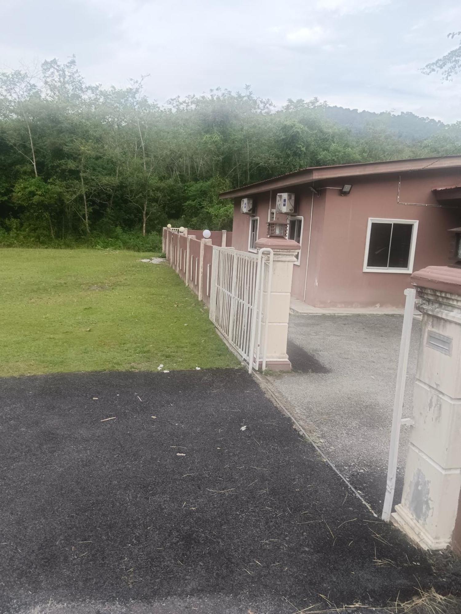 Aliza Scawa Homestay Kuala Pilah Luaran gambar